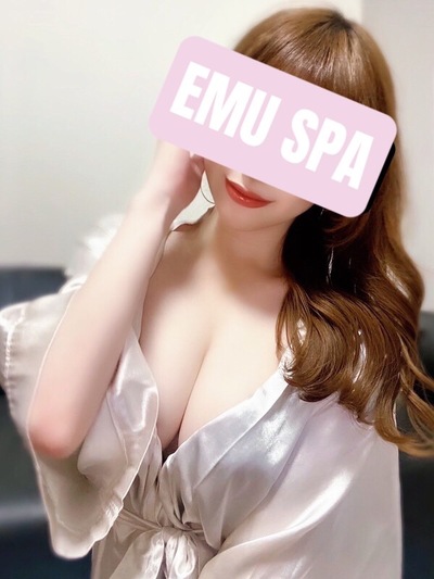 椿えれなさんの写真